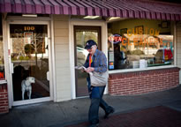 oldest paperboy world record set by Newt Wallace