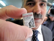 worlds smallest newspaper Terra Nostra Portugal